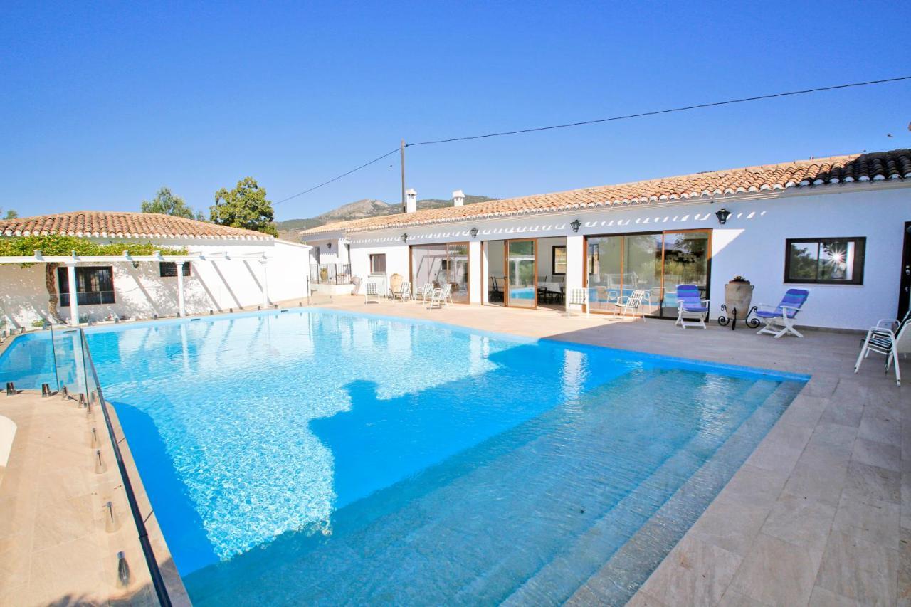 Senia Tomaset III Villa Onil Exterior photo